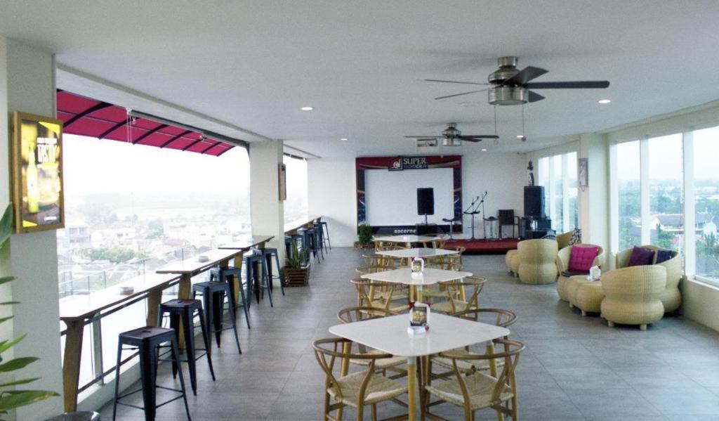 Java Lotus Hotel Jembel Zewnętrze zdjęcie