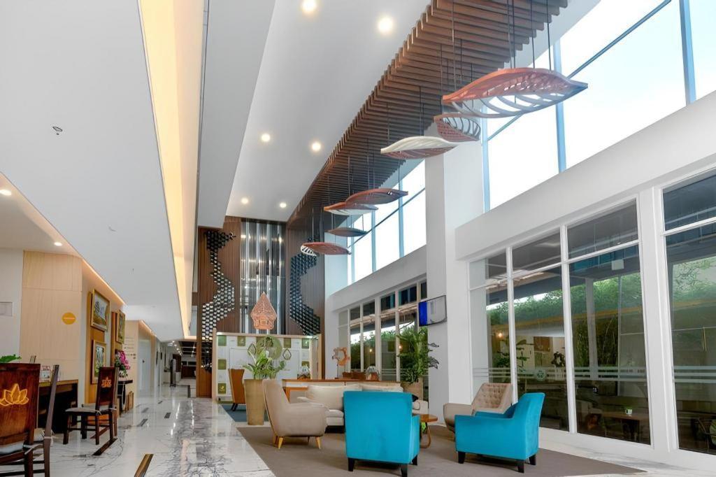 Java Lotus Hotel Jembel Zewnętrze zdjęcie