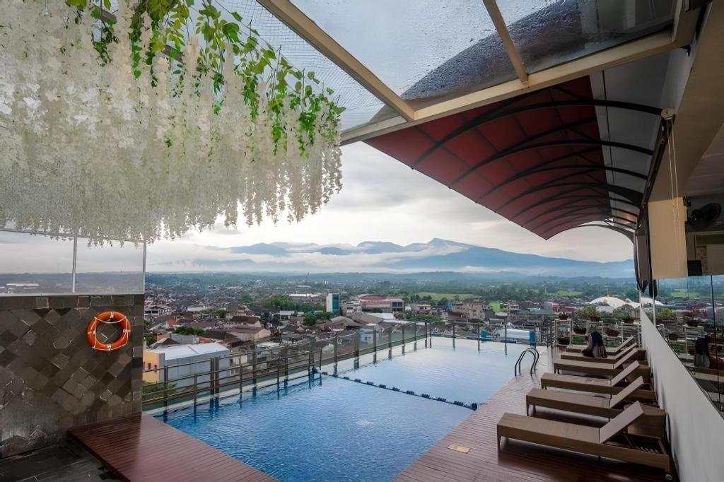 Java Lotus Hotel Jembel Zewnętrze zdjęcie